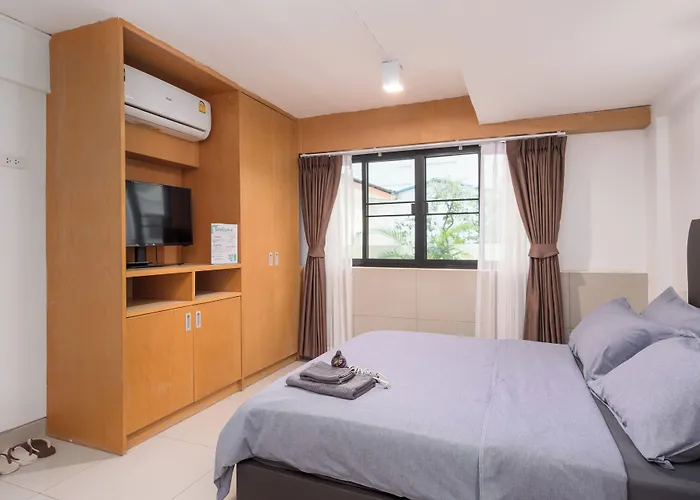 Homies Ratchada Hotel 3*